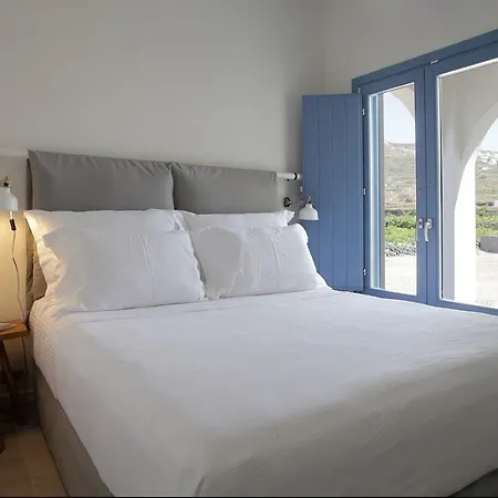 Vino 3* Oia (Santorini)